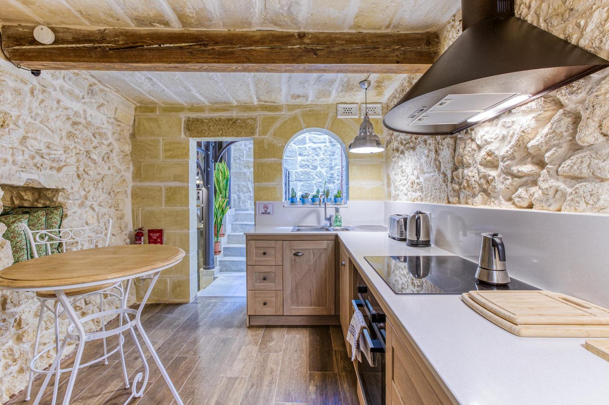 Rb42 - Charming & Historic House *